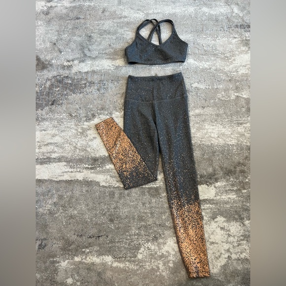 Beyond Yoga Alloy Ombre Speckled Leggings & Sports Bra Set Size S - Picture 2 of 5